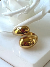 Load image into Gallery viewer, Gold plated Stainless steel hypoallergenic statement ring cocktail ring