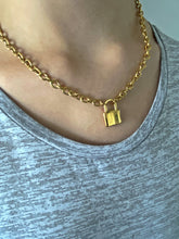 Load image into Gallery viewer, Danielle Necklace - Padlock pendant