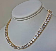 Load image into Gallery viewer, Veronique Statement Necklace