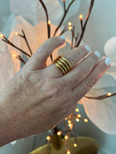 Load image into Gallery viewer, Chantal Statement Ring
