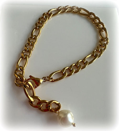 gold plated stainless steel bracelet with pearl