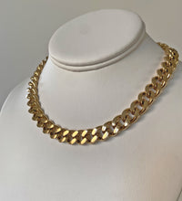 Load image into Gallery viewer, curb chain necklace stainless steel gold plated statement necklace 
