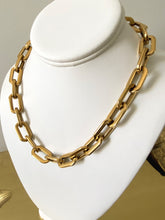 Load image into Gallery viewer, Miranda Necklace - Bold, Beautiful, and Minimalist
