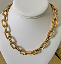 Load image into Gallery viewer, Miranda Necklace - Bold, Beautiful, and Minimalist
